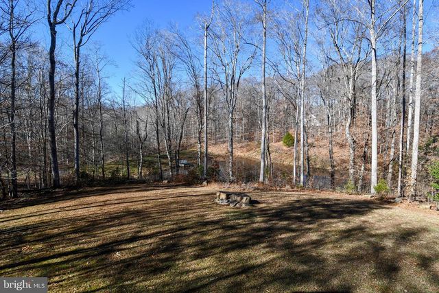 8368 HICKORY HOLLOW CT, Manassas, VA 20112