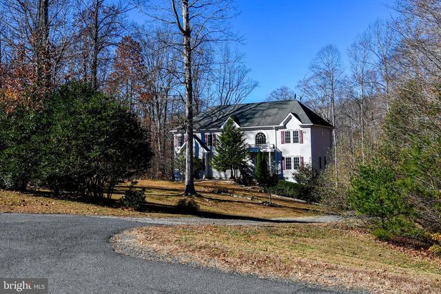 8368 HICKORY HOLLOW CT, Manassas, VA 20112