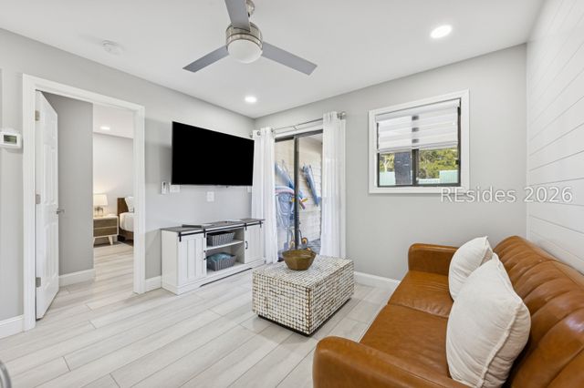 239 Beach City Rd Apt 2313, Hilton Head Island, SC 29926