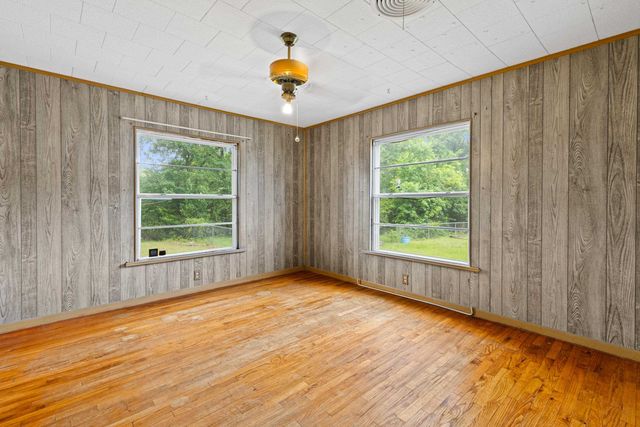 1203 Zeola, Longview, TX 75604