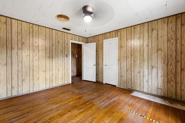 1203 Zeola, Longview, TX 75604