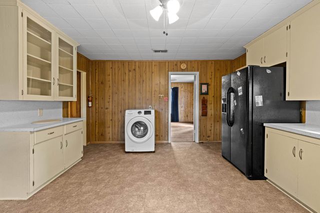 1203 Zeola, Longview, TX 75604