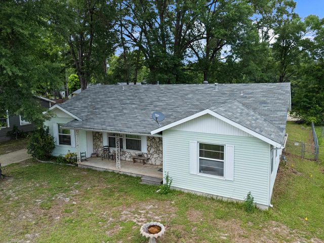 1203 Zeola, Longview, TX 75604