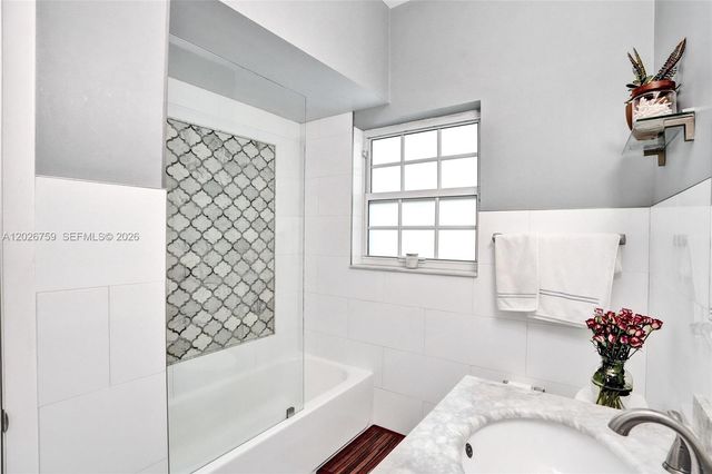 286 NE 107th St, Miami Shores, FL 33161