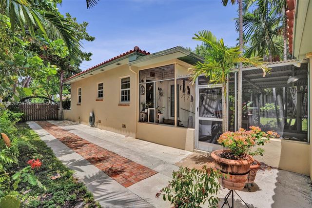 286 NE 107th St, Miami Shores, FL 33161