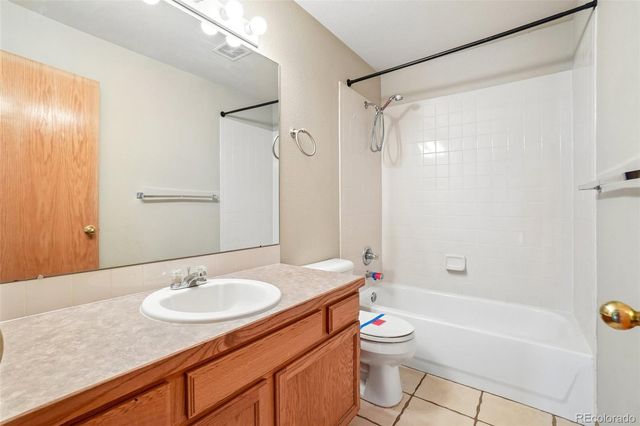 2215 Sweetwater Creek Drive, Fort Collins, CO 80528
