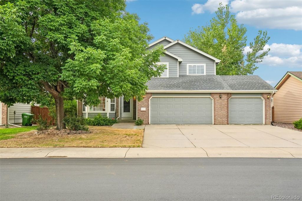 2215 Sweetwater Creek Drive, Fort Collins, CO 80528