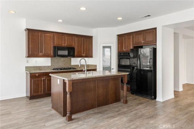 14351 Pointer Loop, Eastvale, CA 92880