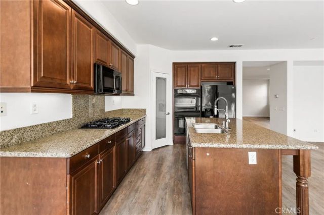 14351 Pointer Loop, Eastvale, CA 92880