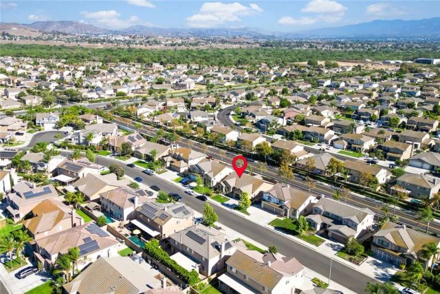 14351 Pointer Loop, Eastvale, CA 92880