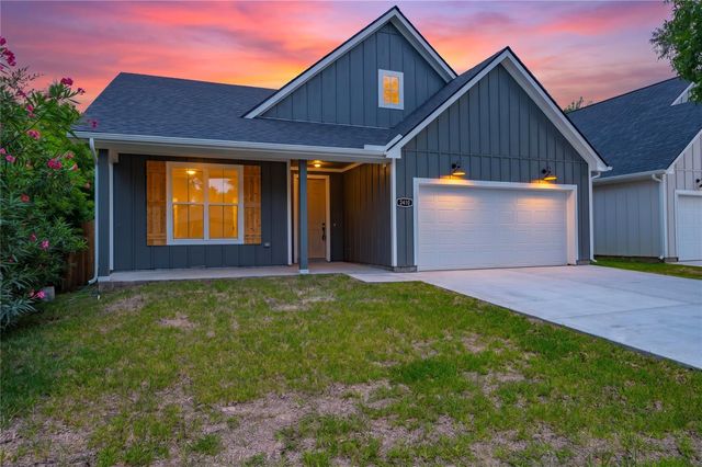 2410 28th Ave N, Texas City, TX 77590