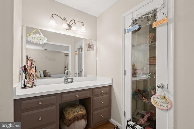 3357 DANMARK DR, Glenwood, MD 21738