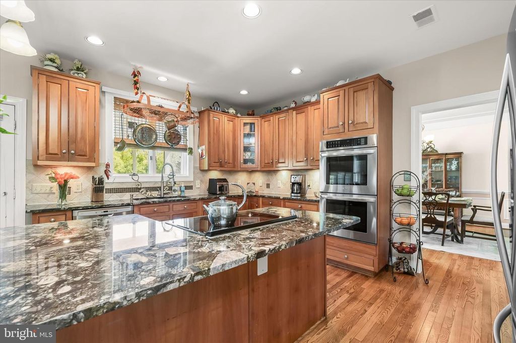 Image 14 of property listing at 3357 DANMARK DR, Glenwood, MD 21738