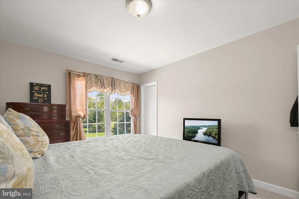 Image 42 of property listing at 3357 DANMARK DR, Glenwood, MD 21738