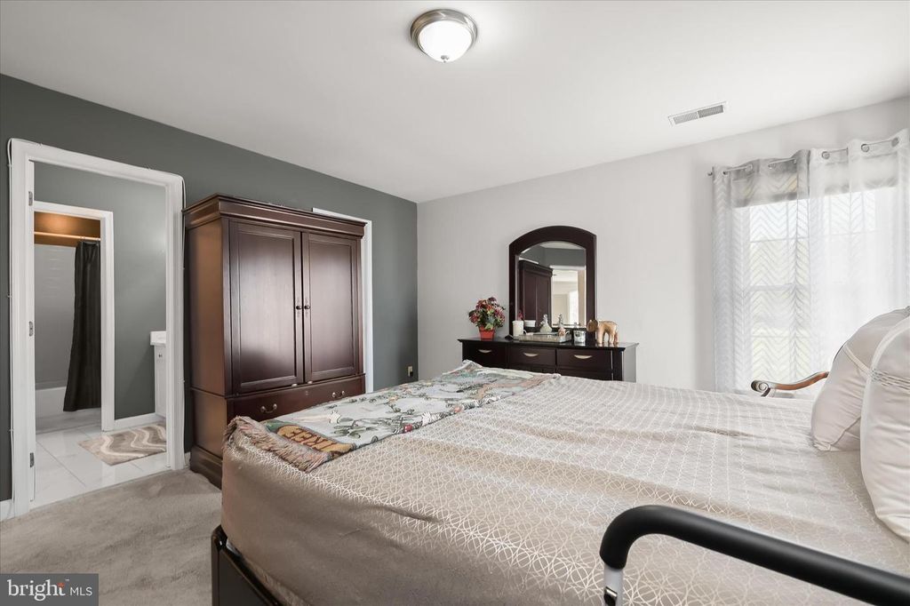 Image 46 of property listing at 3357 DANMARK DR, Glenwood, MD 21738