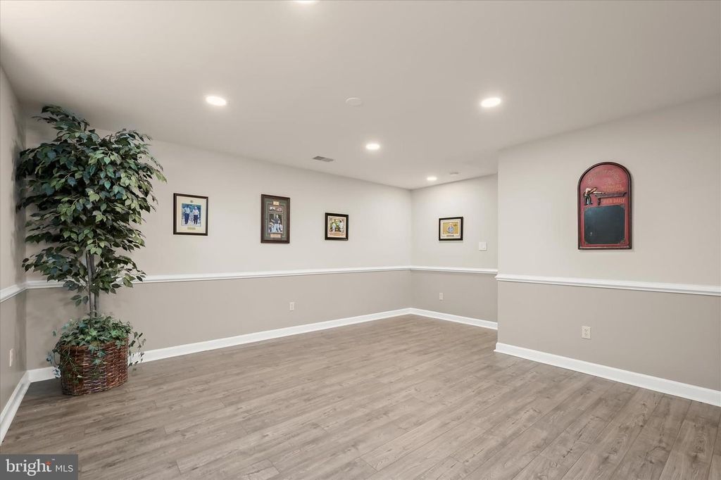 Image 50 of property listing at 3357 DANMARK DR, Glenwood, MD 21738