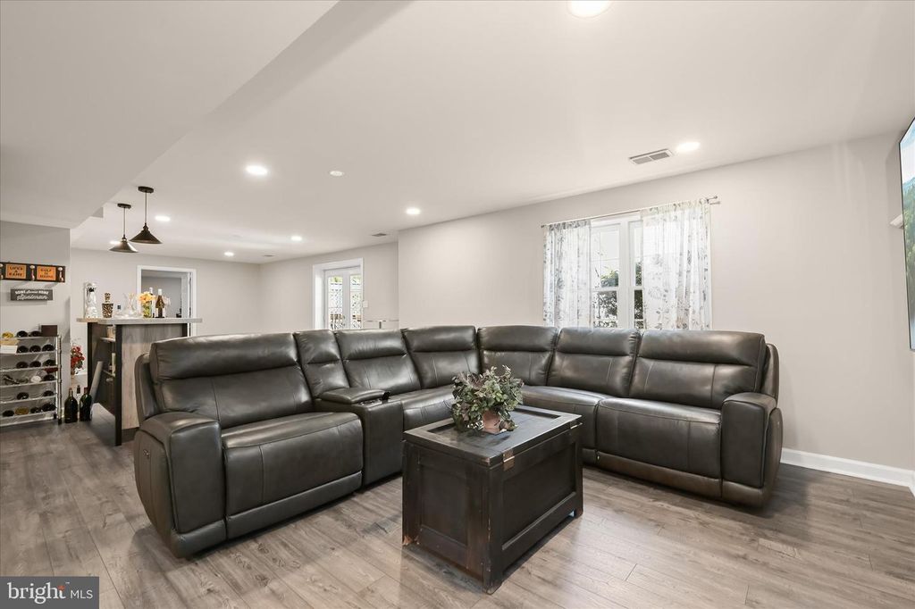 Image 51 of property listing at 3357 DANMARK DR, Glenwood, MD 21738