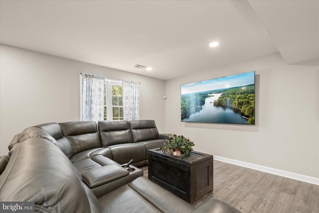 Image 52 of property listing at 3357 DANMARK DR, Glenwood, MD 21738