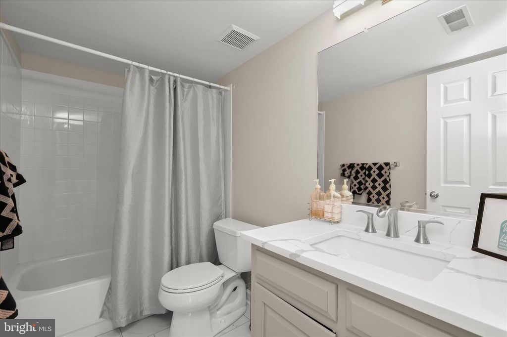 Image 55 of property listing at 3357 DANMARK DR, Glenwood, MD 21738