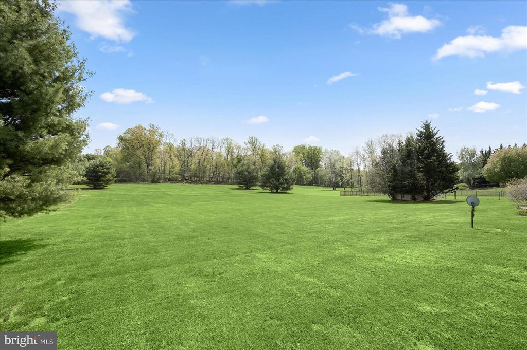 Image 69 of property listing at 3357 DANMARK DR, Glenwood, MD 21738