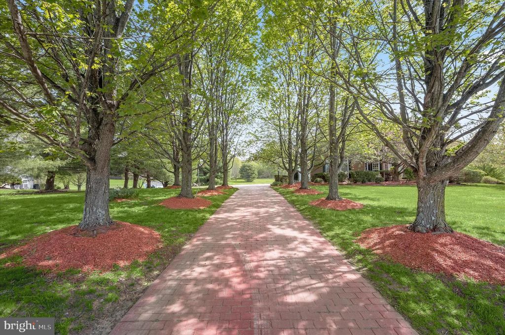 Image 79 of property listing at 3357 DANMARK DR, Glenwood, MD 21738