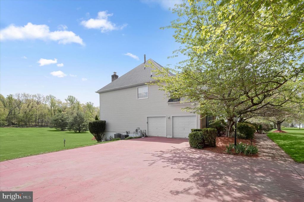 Image 80 of property listing at 3357 DANMARK DR, Glenwood, MD 21738