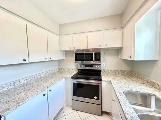 673 59TH STREET S, St Petersburg, FL 33707