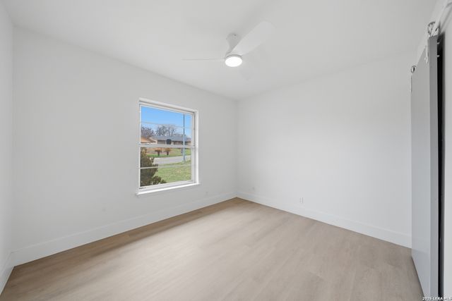 1042 Lemon Tree, San Antonio, TX 78245