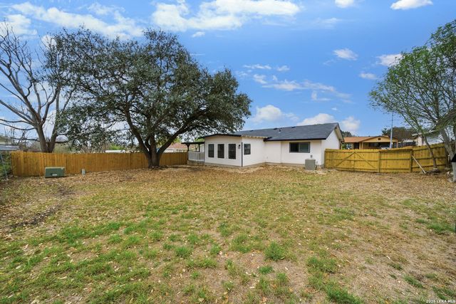 1042 Lemon Tree, San Antonio, TX 78245