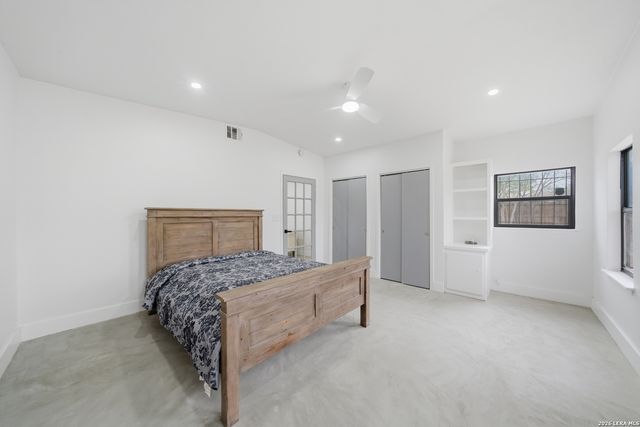 1042 Lemon Tree, San Antonio, TX 78245