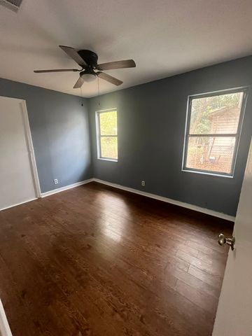 2031 Murray Street, Shreveport, LA 71108