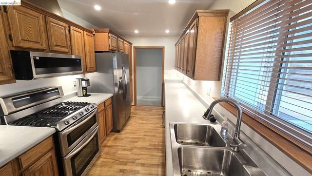 2332 Saint George DR, Concord, CA 94520