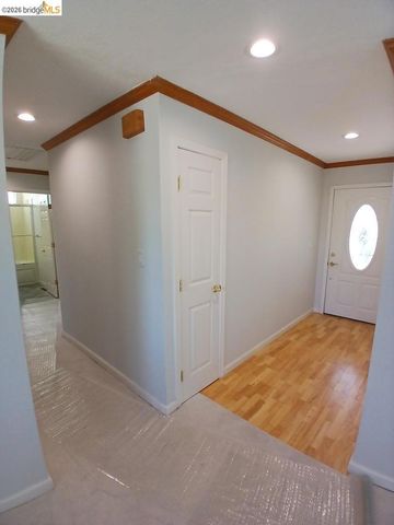 2332 Saint George DR, Concord, CA 94520