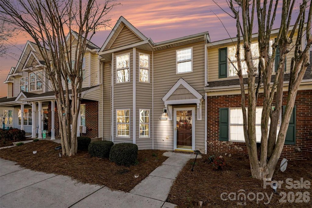 2515 BRACKLEY Place NW, Concord, NC 28027