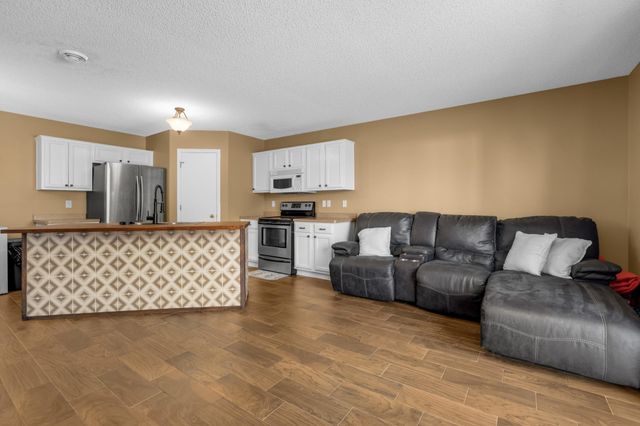 20082 Cabrilla Way, Farmington, MN 55024