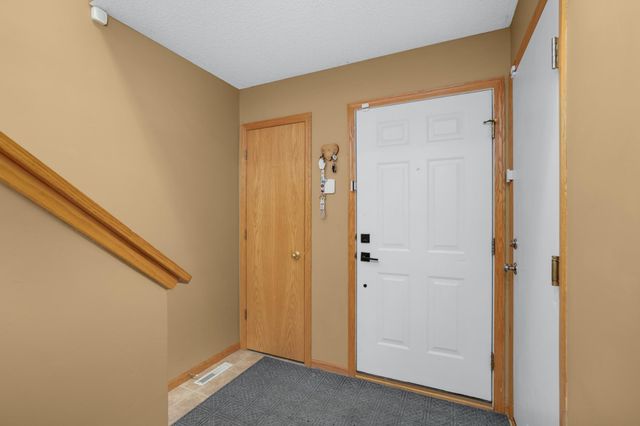 20082 Cabrilla Way, Farmington, MN 55024