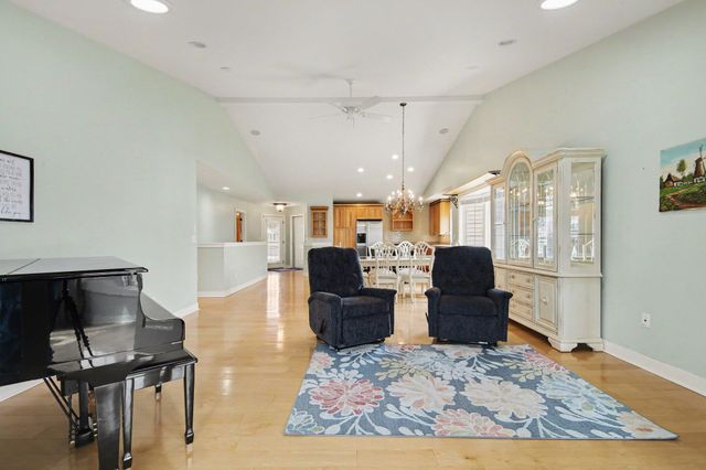 467 Timberlake Drive W, Park Twp, MI 49424