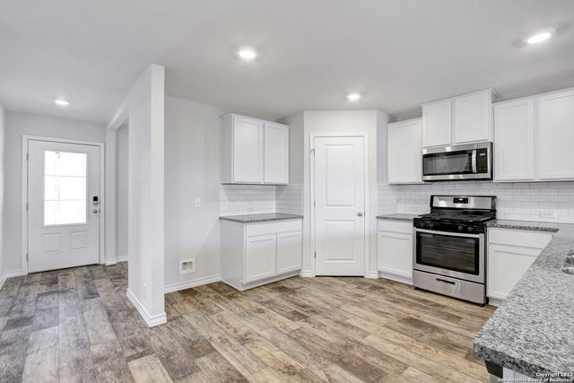 22224 Backspin, San Antonio, TX 78261