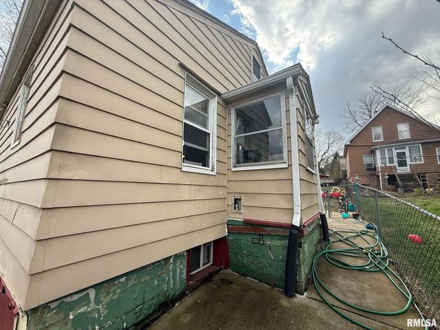 5914 S JEFFERSON Street, Bartonville, IL 61607