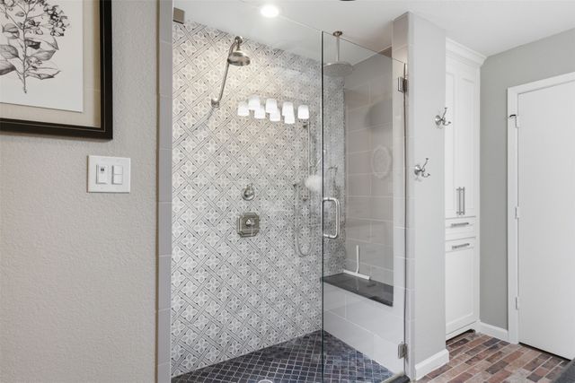 606 Stonebridge Circle, Rockwall, TX 75087