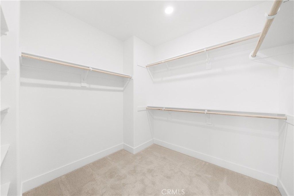 Image 33 of property listing at 165 Sawbuck, Irvine, CA 92618