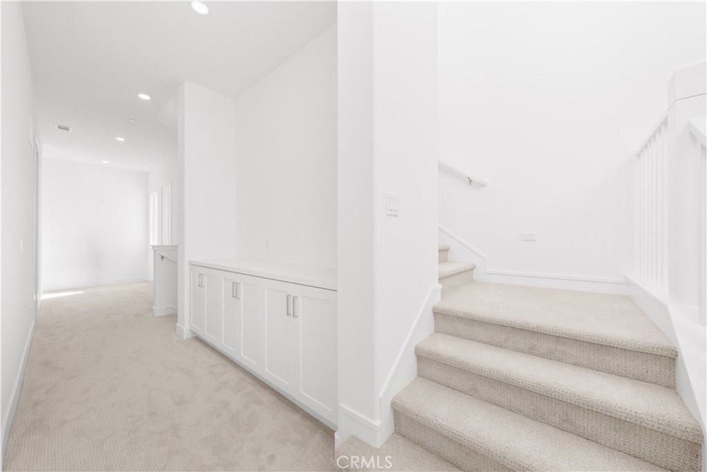 Image 34 of property listing at 165 Sawbuck, Irvine, CA 92618