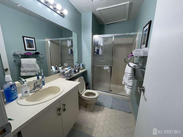 407 Lancaster Court 407, Piscataway, NJ 08854