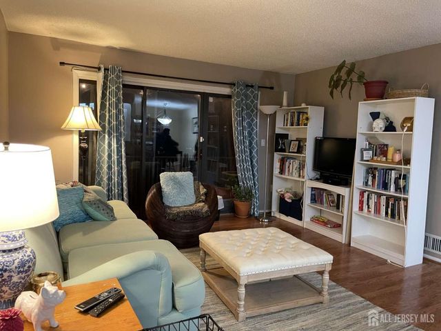 407 Lancaster Court 407, Piscataway, NJ 08854