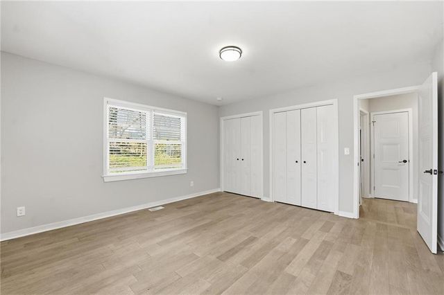 8018 Nall Avenue, Prairie Village, KS 66208