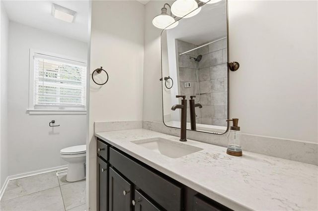 8018 Nall Avenue, Prairie Village, KS 66208