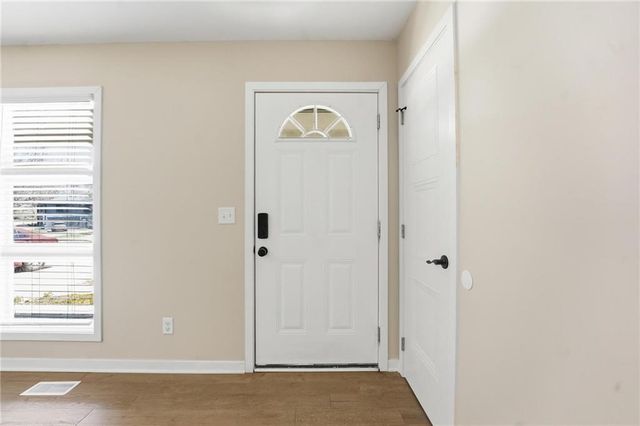 8018 Nall Avenue, Prairie Village, KS 66208