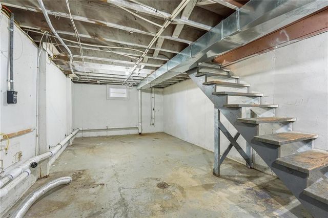 8018 Nall Avenue, Prairie Village, KS 66208