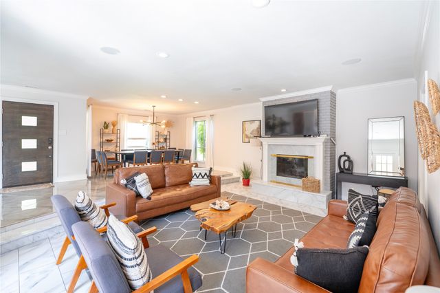 9716 Ravensway Drive, Dallas, TX 75238