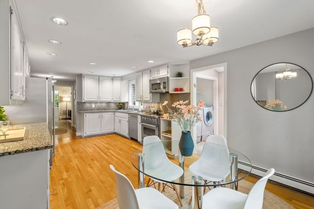 75 Hammond Pond Parkway, Brookline, MA 02467